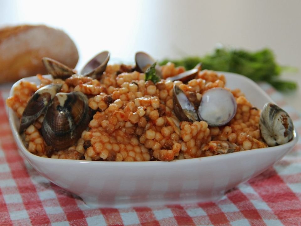 Fregola con Arselle